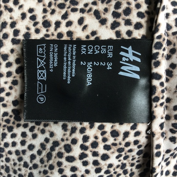 H&M  long sleeve blouse - Picture 3 of 5